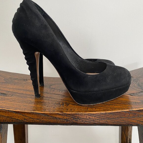 Miu Miu Black Suede Round-Toed Platform Pumps Sz 37
